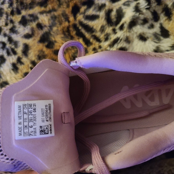 Adidas Sneakers - Picture 13 of 17